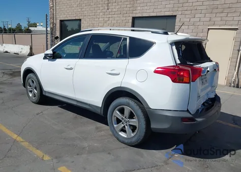 2015 Toyota Rav4 Xle z USA, uszkodzony, nr VIN 2T3WFREVXFW189293
